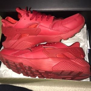 10 1/2 red Roché‘s